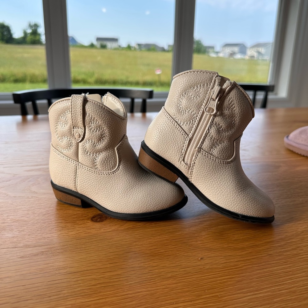 Cat & Jack Cream Kids Boots
